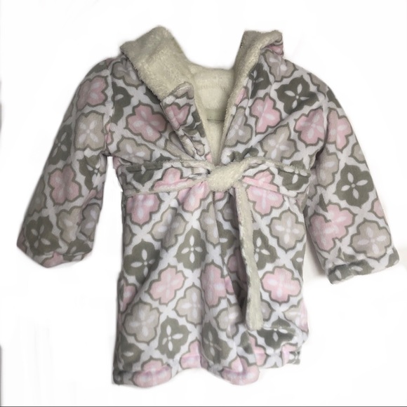 Blankets & Beyond White, Pink, Lilac Baby Girl Fleece Robe 12-24 Months - Picture 1 of 5